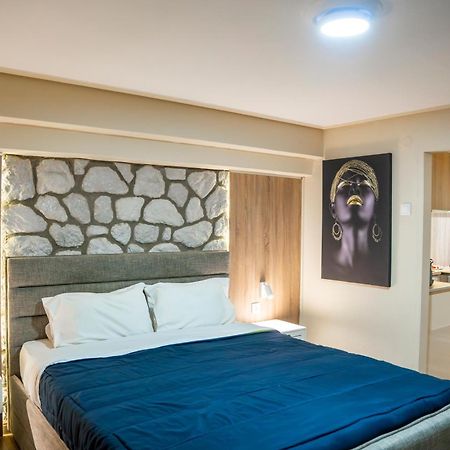 Kondoulis Apartment 2 卡兰巴卡 外观 照片